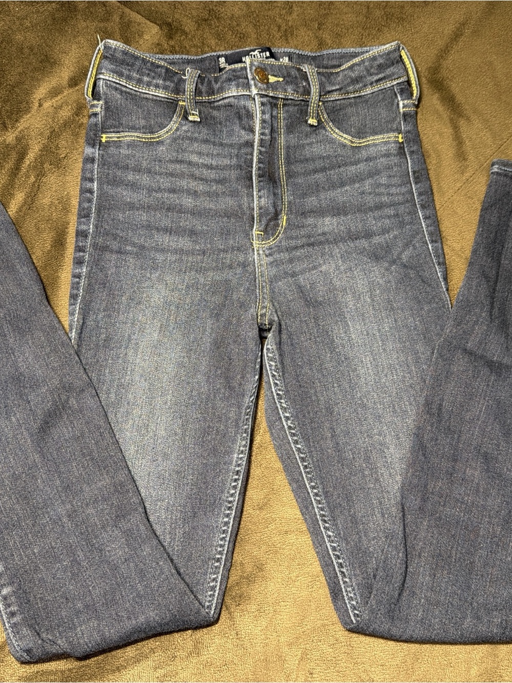 Hollister Dark Blue High-Rise Women’s Jeans